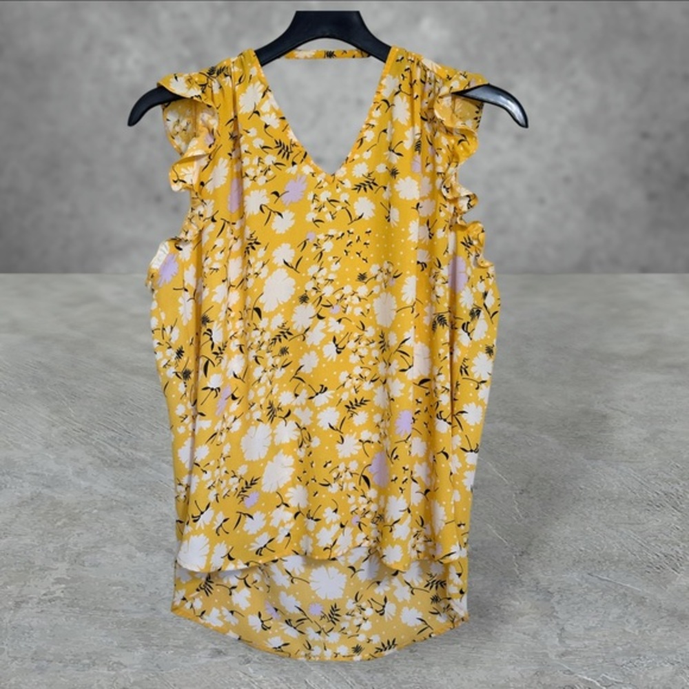 Philosophy Republic Clothing Yellow & White Floral Flutter-Sleeve V-Neck Blouse - Picture 4 of 6